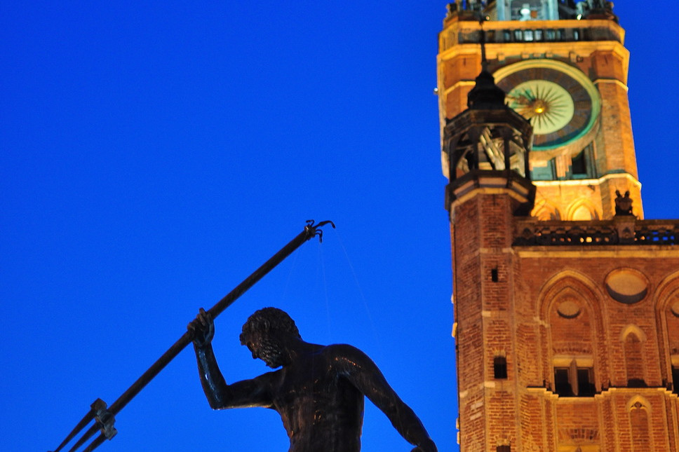 Gdansk, Polonia - Fantana lui Neptun si Turnul Primariei
